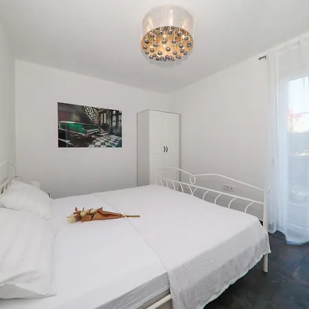 Apartman Bronzato Zára